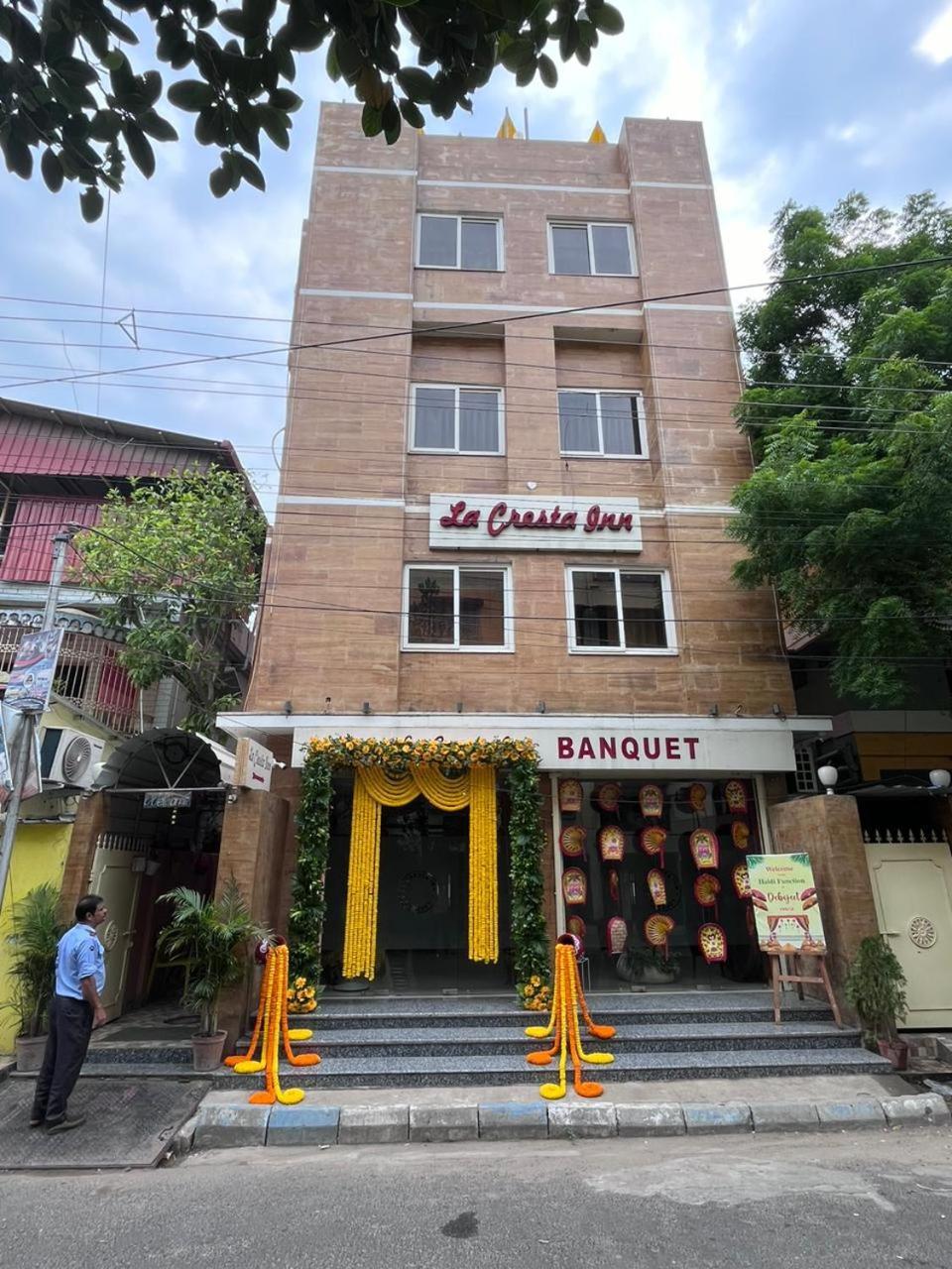 La Cresta Inn Calcuta Exterior foto